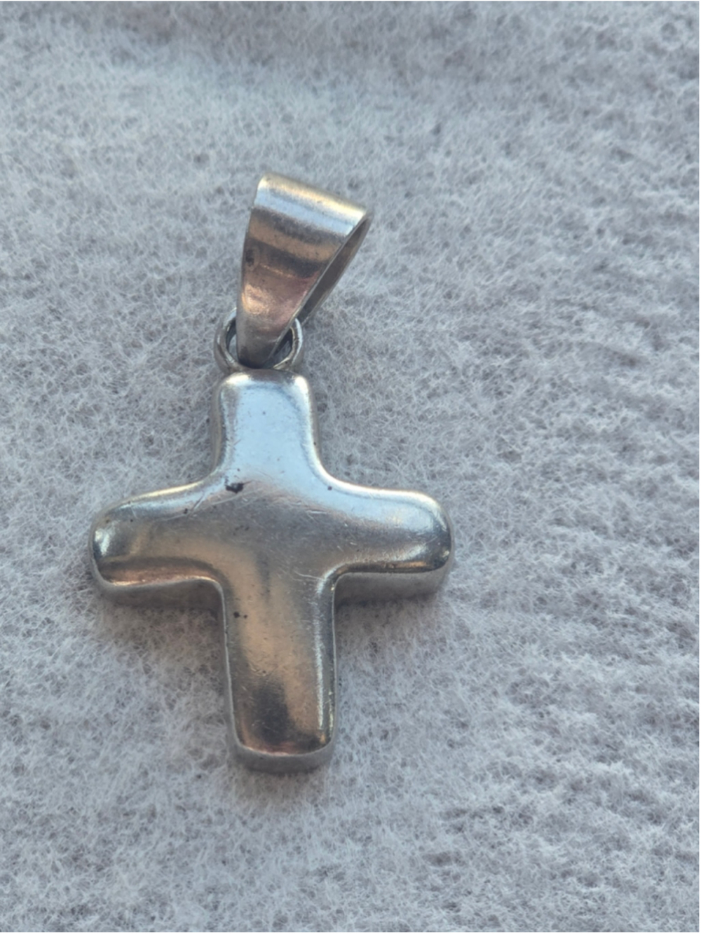 Silpada S0437 Retired Sterling Silver Puffy Cross Pendant 925